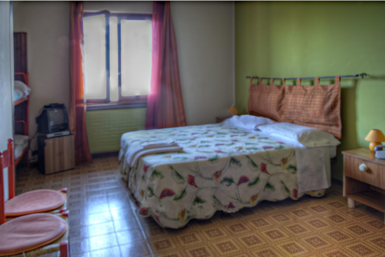 Albergo Rifugio Montecucco Piampaludo 外观 照片